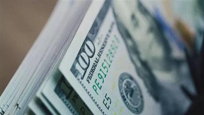 كيف تحرك سعر الدولار اليوم الاثنين في مصر وما هي أعلى وأقل أسعار للبيع والشراء