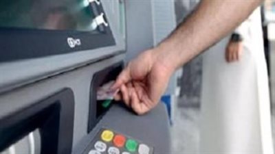 أحمد موسى يطالب بحل عاجل لأزمة ماكينات الصراف الآلي: الناس مش عارفة تسحب فلوسها