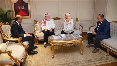 وزير العمل يوجه بسرعة توفير فرصة عمل لبطلة منتخب مصر للمكفوفين