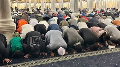 مواعيد الصلوات الخمس اليوم بالقاهرة والإسكندرية والمدن الساحلية والحدودية حسب التوقيت المحلي