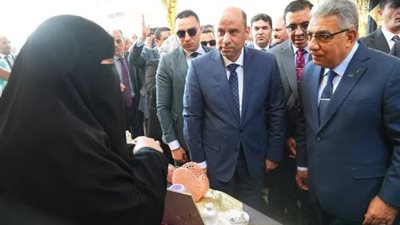 وزير العمل ومحافظ الدقهلية يفتتحان وحدة تدريب مهني متنقلة بنبروه