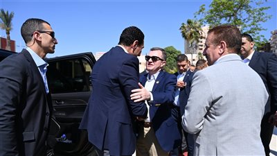 وزير الشباب والرياضة يلتقي وزير التخطيط ومحافظ بورسعيد في مستهل جولته التفقدية بالمحافظة