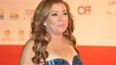 أسرار النجوم: كيف جعل يحيى الفخراني الفنانة انتصار 