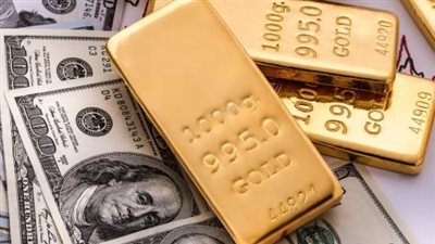 الذهب يواصل التراجع: هل يكسر المعدن النفيس حاجز الـ 4500 دولار في ظل الضغوط العالمية؟