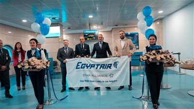 مصر للطيران تدشن خط طيران جديد بين القاهرة إلى لوس أنجلوس