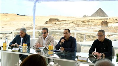 تطوير منطقة نزلة السمان.. الحكومة تفتح ملف “إحياء محيط الأهرامات” بمشاركة الأهالي