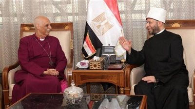 وزير الأوقاف يستقبل وفد الكنيسة الأسقفية لتهنئته بعيد الأضحى ويؤكد دعم قيم المواطنة