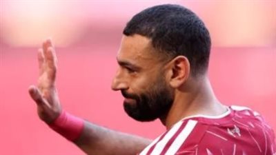 «رحل الأسطورة وبقي الجدل».. انتقادات نارية من سونيس تجاه محمد صلاح بعد نهاية رحلته