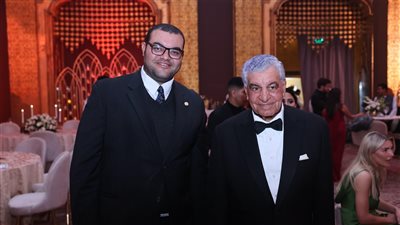 أبو دشيش يهنئ عالم الآثار الدولي زاهي حواس بعيد ميلاده: 