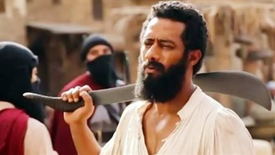 زلزال في دور العرض.. كواليس أزمة رفع فيلم أسد لمحمد رمضان من 30 مجمعاً سينمائياً.