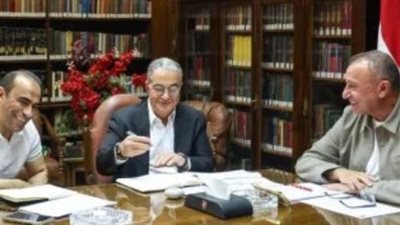 عاجل.. الأهلي يبدأ هيكلة القائمة ويفجر مفاجأة بشأن مصير تريزيجيه