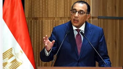 الحكومة تستعرض خطة طموحة لتطوير أداء الشركة القابضة للأدوية 2026