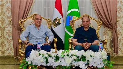 وزير الري يتفقد نهر النيل وترعة الإبراهيمية وسحارة مصرف المحيط بالمنيا