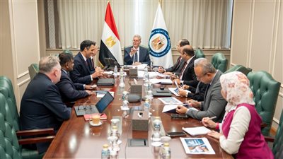 وزير البترول يبحث مع شيفرون تسريع مشروع حقل أفروديت لنقل الغاز لمصر