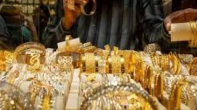 ضغط بيانات العمل الأمريكية يدفع الذهب للهبوط: نظرة على حركة المعدن النفيس