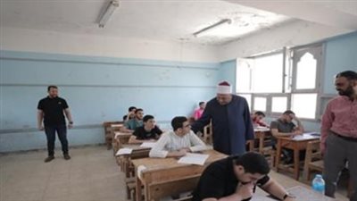 رسمياً.. 163 ألف طالب يؤدون امتحانات الثانوية الأزهرية وسط إجراءات تنظيمية دقيقة