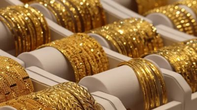 لماذا يتماسك سعر الذهب في السعودية رغم الضغوط البيعية العالمية؟