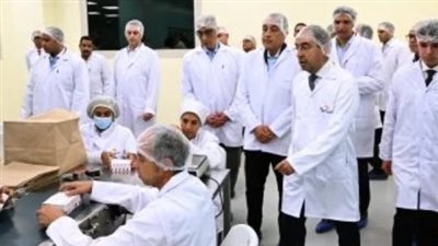 مدبولي يتفقد مصنع 