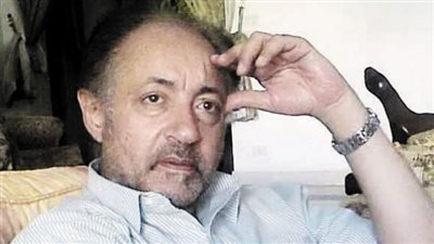 وفاة الفنان عبد العزيز مخيون: وداع مؤثر لأحد أهم أعمدة الفن المصري في العصر الحديث