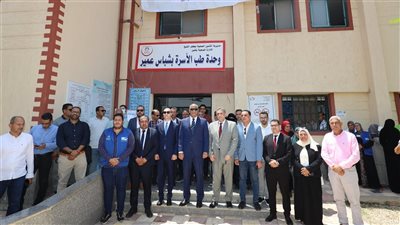 محافظ كفرالشيخ يتفقد القافلة الطبية المجانية بقرية شباس عمير 