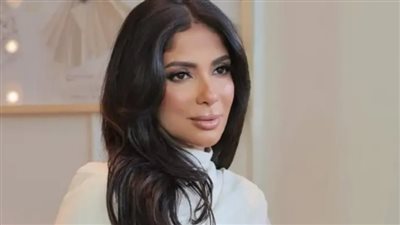 منى زكي تلاحق فتاة قضائياً بسبب صور مسيئة وتؤكد: لن أتنازل عن حقي