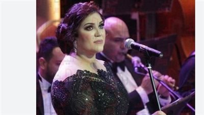 مي فاروق.. صوت الزمن الجميل الذي يعيد إحياء تراث أم كلثوم وعبد الوهاب