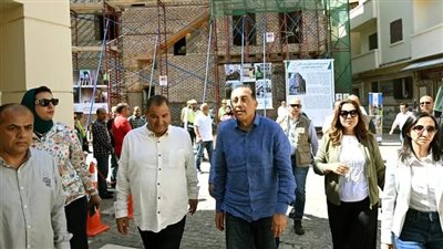 رئيس الوزراء يتفقد أعمال ترميم متحف رشيد القومي 