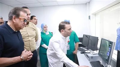 قبل التشغيل التجريبي للتأمين الصحي الشامل.. وزير الصحة يتابع جاهزية مستشفيات المنيا 