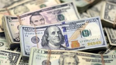 التحديث اليومي لأسعار الصرف: الدولار الأمريكي يتصدر المشهد الاقتصادي بمصر