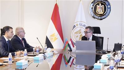 وزارة التخطيط تبحث تعزيز الشراكة التنموية مع أذربيجان