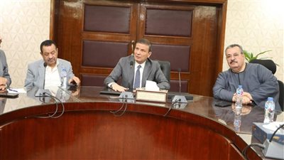 وزارة الزراعة تشدد الرقابة على الأسمدة وتدعم مبادرة القرية المنتجة