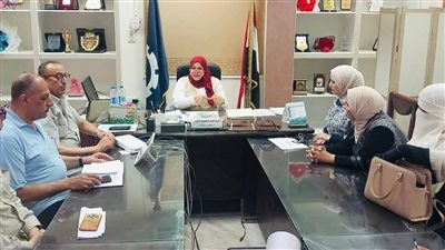 استعدادًا لانطلاق امتحانات الثانوية العامة.. تعليم السويس تعقد اجتماعًا موسعًا مع رؤساء اللجان والمراقبين الأوائل