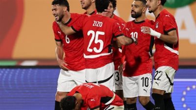 موقعة الحسم في كأس العالم: تكتيكات الفراعنة لمواجهة بدنية المنافس.