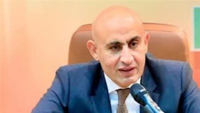 من داخل الغرفة المركزية: وزير التعليم يتأكد من وصول الأسئلة وتوفير الأجواء للطلاب