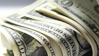 لماذا يستقر سعر الدولار في البنوك المصرية اليوم؟