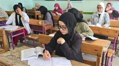 انضباط وتفتيش.. هكذا بدأت لجان الثانوية العامة صباح اليوم الأحد