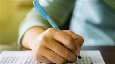 بعد انتهاء اختبارات المواد الدينية والوطنية: طلاب الثانوية العامة يتوجهون غداً لاختبار اللغات