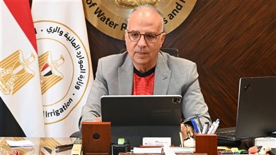 وزارة الري وشركة كوكاكولا تبحثان شراكة لتحلية الصرف الزراعي بالطاقة المتجددة