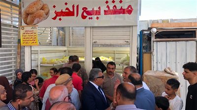 محافظ الدقهلية يتابع توافر السلع بالمعرض الدائم بالمنصورة