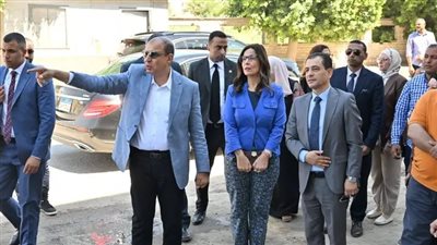 وزيرة الثقافة تتفقد مشروعات تطوير مسرح قصر ثقافة المنيا وقصر ثقافة أبو قرقاص