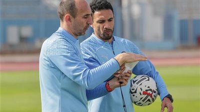 بيراميدز يقترب من حسم ملف المدير الفني