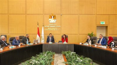 صورة من اللقاء