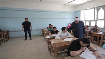 من القرآن الكريم حتى الأدب: خريطة امتحانات القسمين العلمي والأدبي بالأزهر الشريف