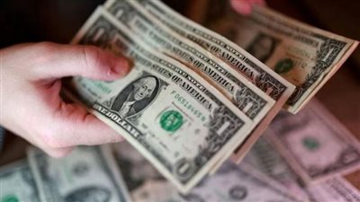 استقرار ملحوظ في أسعار الدولار أمام الجنيه المصري خلال تعاملات اليوم