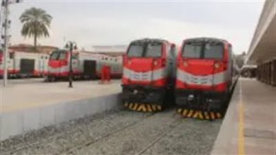 من التطبيق إلى ماكينات TVM: كيف تحجز تذكرة قطارك بأسهل الطرق؟