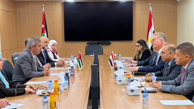 صورة من اللقاء