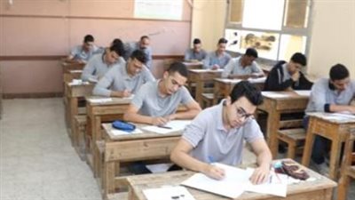 انطلاق امتحانات الشهادة الإعدادية 