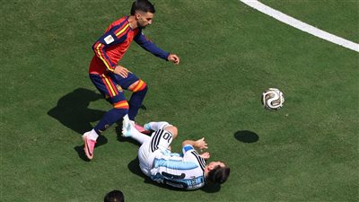 فيران توريس يقود إسبانيا نحو المجد أمام الأرجنتين في نهائي كأس العالم 