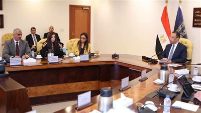 وزير الاتصالات: 450 خدمة رقمية بحلول 2030 وصادرات التعهيد 8 مليارات