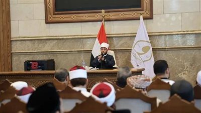 وزير الأوقاف يكرم خريجي منحة المجلس الأعلى للشئون الإسلامية